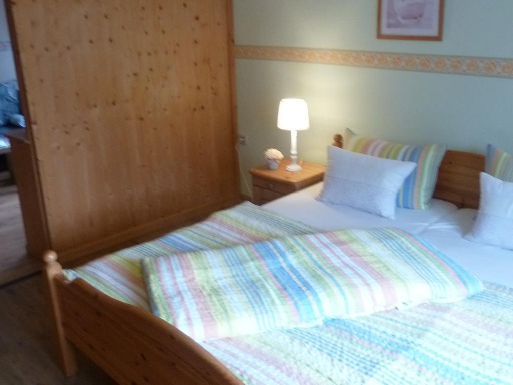Ferienwohnung Lotti 브로테로데 외부 사진